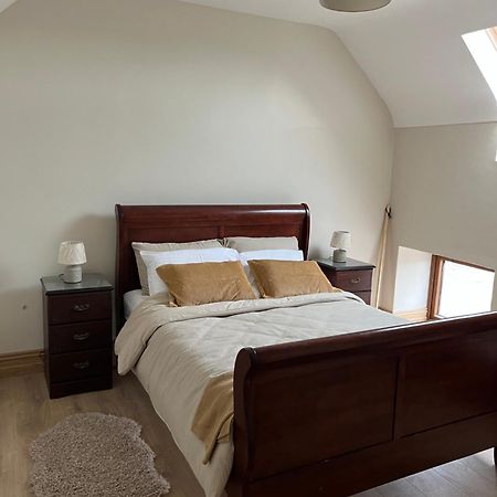 Tom Rocky'S Farmyard Villa Templemore Kültér fotó